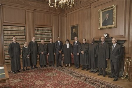 The 2009–2010 Court, with President Barack Obama, Vice President Joe Biden and retiring justice David Souter with Scalia fourth from right