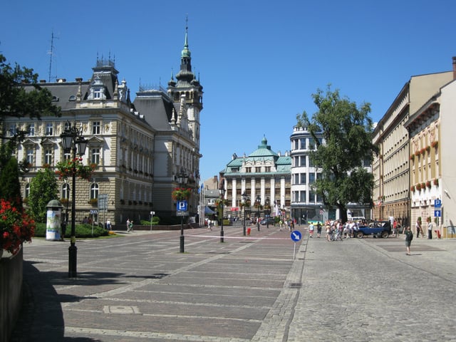 Town Hall Square