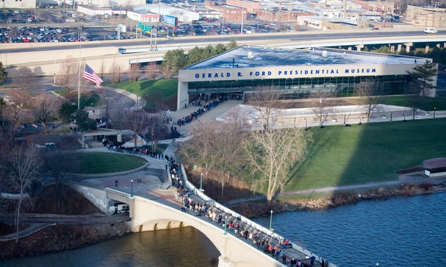 Citizens lining outside of the Gerald R. Ford Presidential Museum in Grand Rapids, Michigan during a public visitation of Ford.