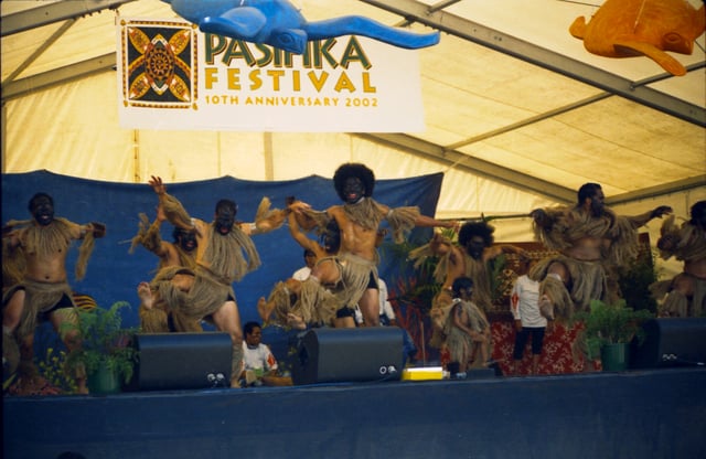 Niuean dancers at the Pasifika Festival