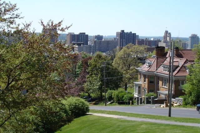 A view of Downtown Syracuse from University Hill