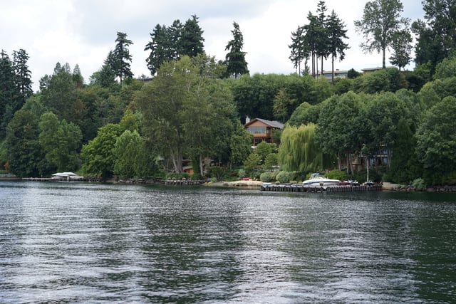 The house in 2015. Many trees block much of the house from view from Lake Washington.