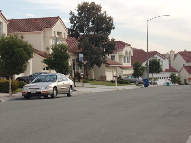 Large, new homes on Kristinridge Way, Milpitas. Located south of the Parktown development and adjacent to Hillcrest.
