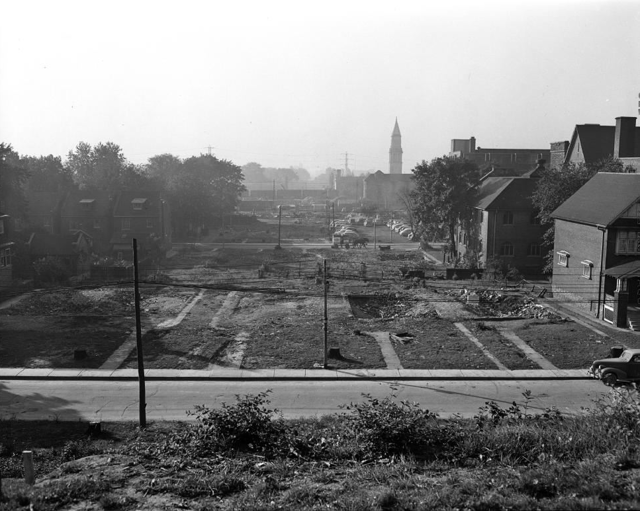 Homes were demolished east of Yonge Street near Summerhill in order to construct a cut-and-cover tunnel.