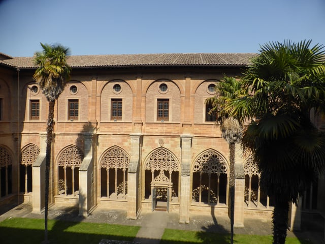 Santa María la Real. Cloisters.