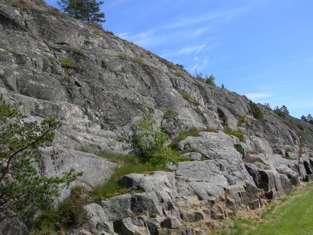 Glacially plucked granitic bedrock near Mariehamn, Åland Islands