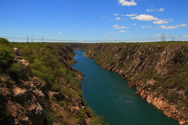 São Francisco River south of Paulo Afonso