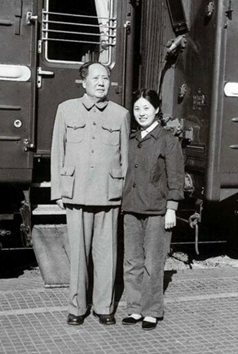 Mao and Zhang Yufeng in 1964