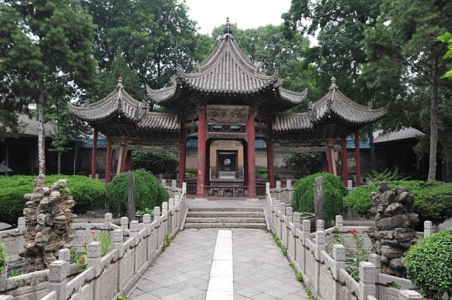 The Great Mosque of Xi'an incorporates traditional elements of Chinese architecture