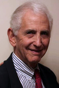 The leak of the Pentagon Papers by Daniel Ellsberg (pictured here in 2006) led to New York Times Co. v. United States (1971), a landmark press freedom decision.