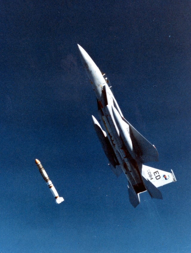 ASM-135 ASAT test launch from F-15A 76-0084 in 1985