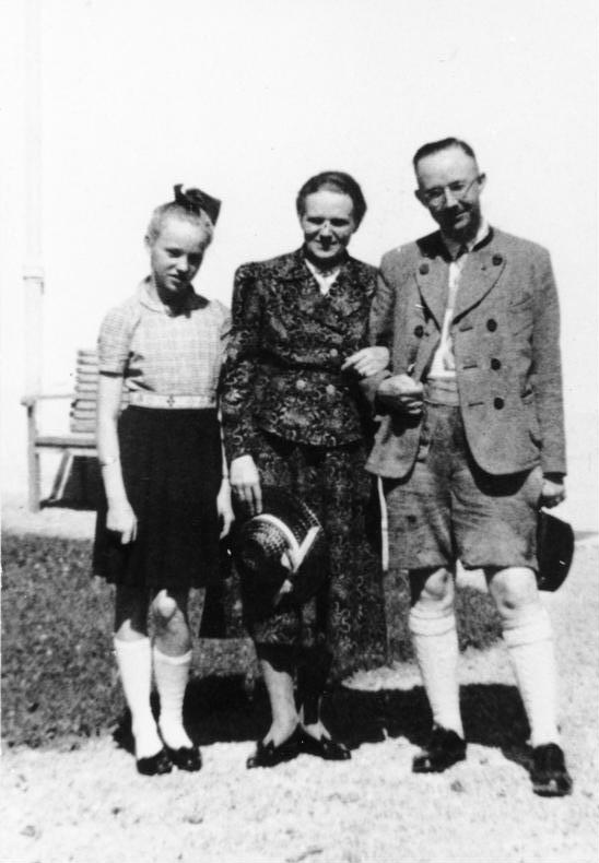 Himmler with his wife Margarete and daughter Gudrun