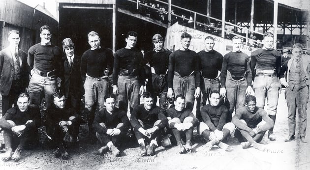 The Akron Pros won the first APFA (NFL) Championship.