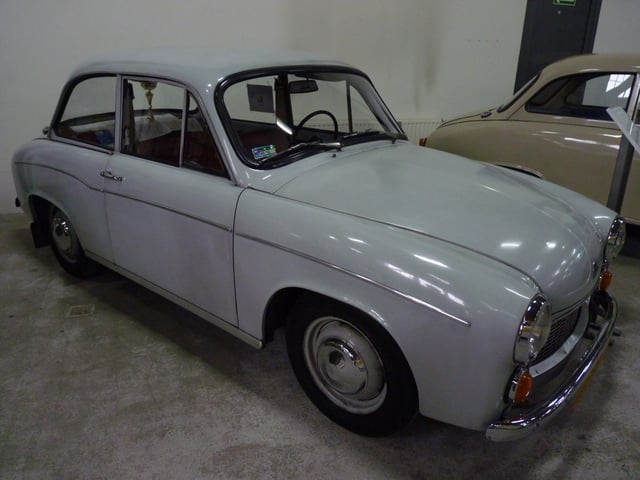 FSM Syrena 105