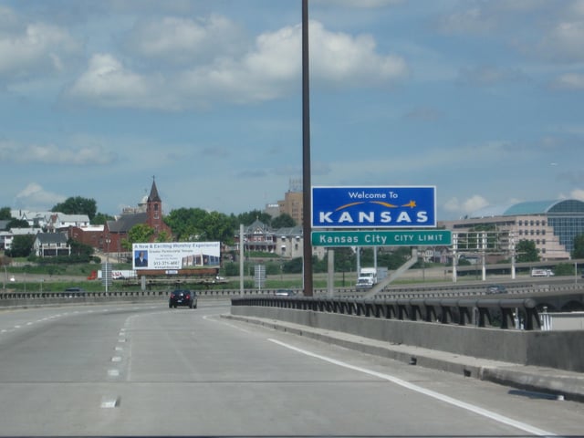 Interstate 70 as it enters Kansas, crossing the Kansas River.