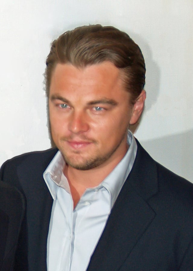 DiCaprio at the red carpet at the 2007 Tribeca Film Festival