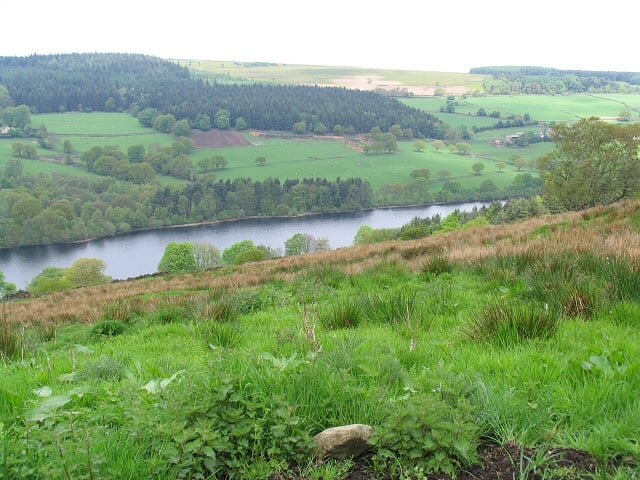 Dale Dike Reservoir: the original dam wall of this reservoir collapsed in 1864 causing the Great Sheffield Flood