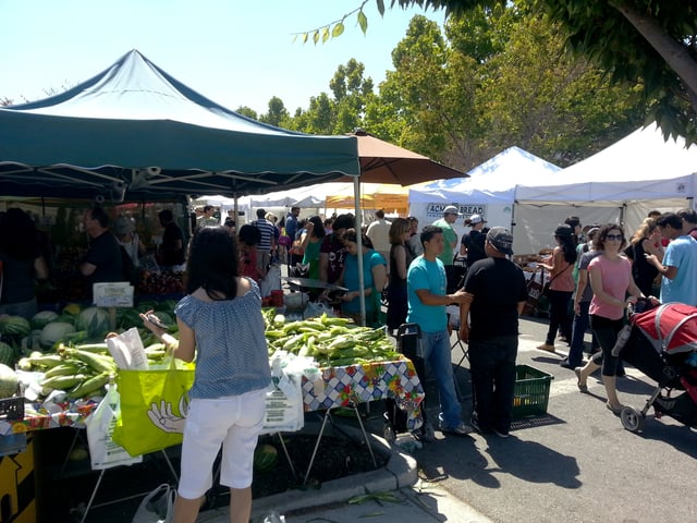 The Mountain View Farmers' Market is held every Sunday in the Downtown Mountain View Station parking lot.