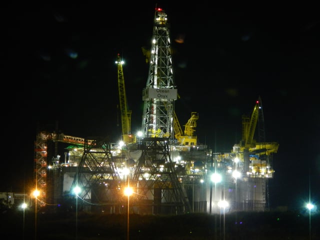 The Port of Brownsville constructed the Ocean Onyx deepwater rig in 2013