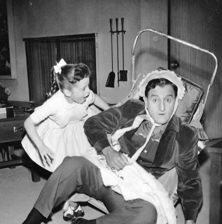 Danny plays house with television daughter Linda (Angela Cartwright).