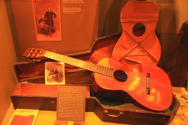 Earliest X-bracing on size 1 guitar by Martin & Schatz (July 1842)
