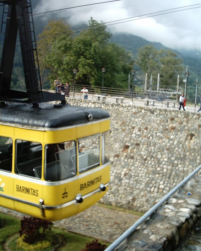 The 1957-opened Mérida cable car line to Espejo Peak (service restored in 2016 after an eight-year suspension)