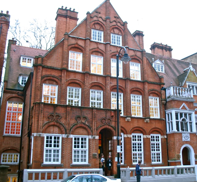 43 Harrington Gardens, the main academic building for Boston University's London Campus