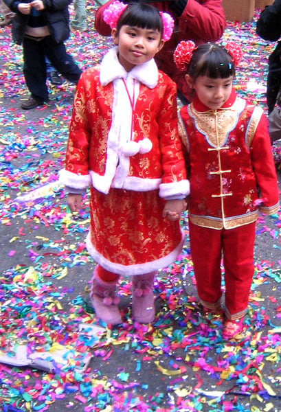 Girls dressed in red (Hong Kong).