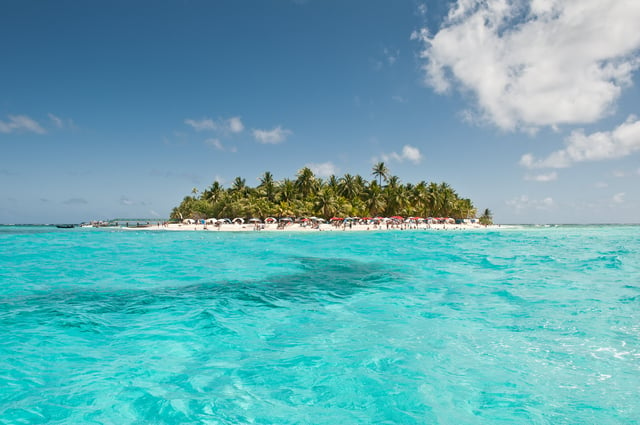 Tropical monsoon climate in San Andrés island, Caribbean, Colombia.