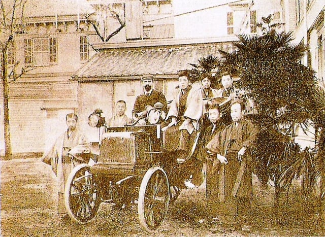 The first automobile in Japan, a French Panhard-Levassor, in 1898