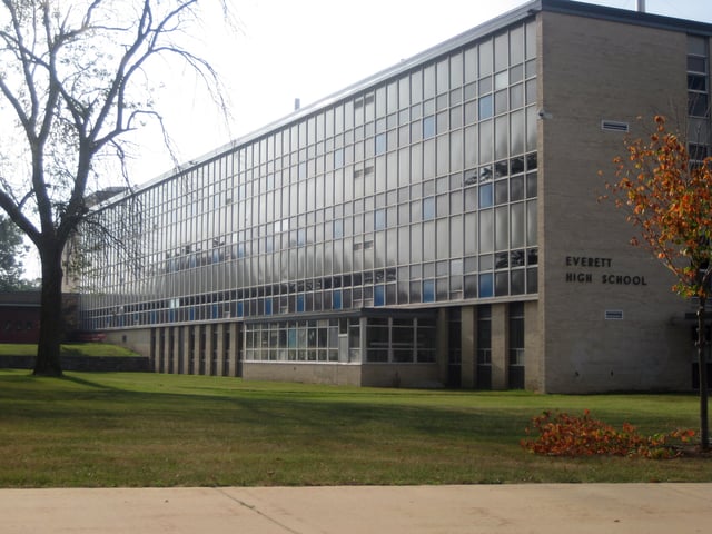 Everett High School,Southside Lansing