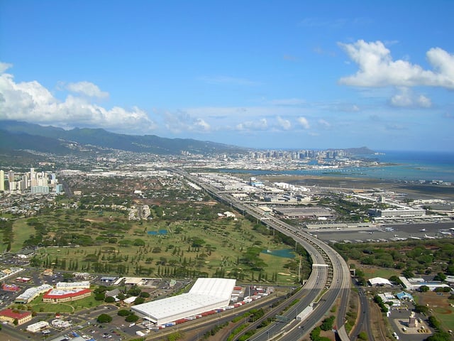 Aerial view of H-1 (looking east) from Honolulu Airport heading into downtown Honolulu