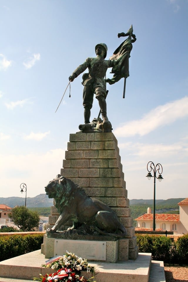 Monument in Bonifacio commemorating the soldiers of the French Foreign Legion killed on duty for France during the South-oranais campaign (1897–1902)