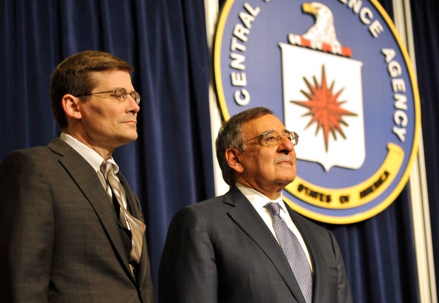 Former CIA deputy director Michael Morell (left) apologized to Colin Powell for the CIA's erroneous assessments of Iraq's WMD programs.