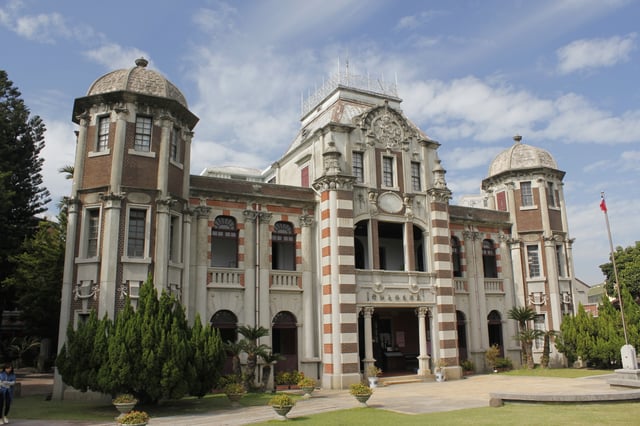 Lukang Folk Arts Museum, the former Koo's family mansion (see Koo Hsien-jung)