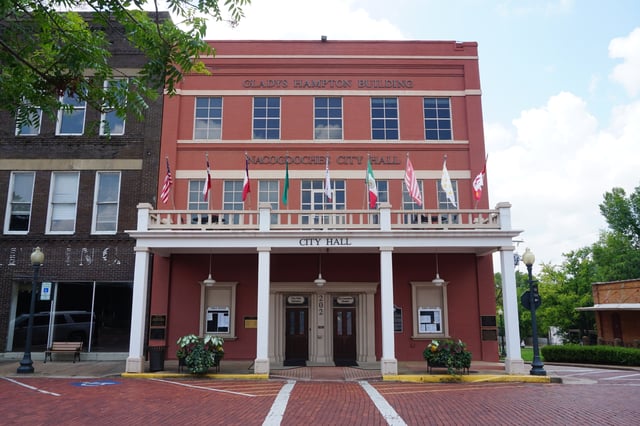 Nacogdoches City Hall