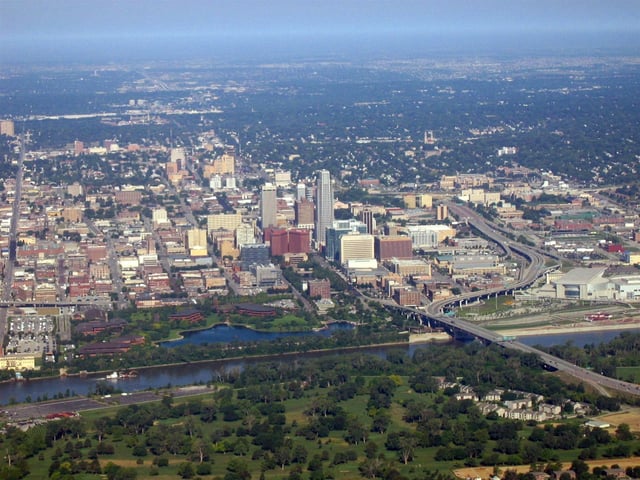 Omaha, Nebraska, is on the Missouri River