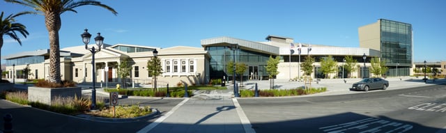 The new Milpitas Library (2009) integrates the historic Milpitas Grammar School building (1915).