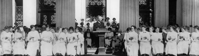 The first graduating class of the opening year of the newly constructed San Diego Normal School.