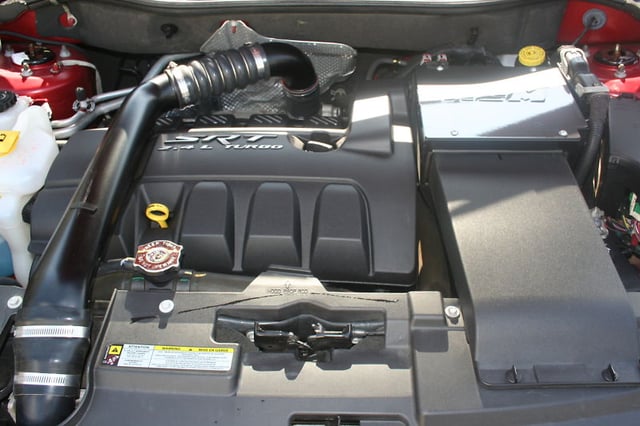 Turbocharged 2.4 L I4 World Engine (285 hp) Dodge Caliber SRT-4