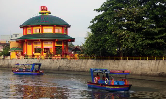 Taoist Temple along Naga river