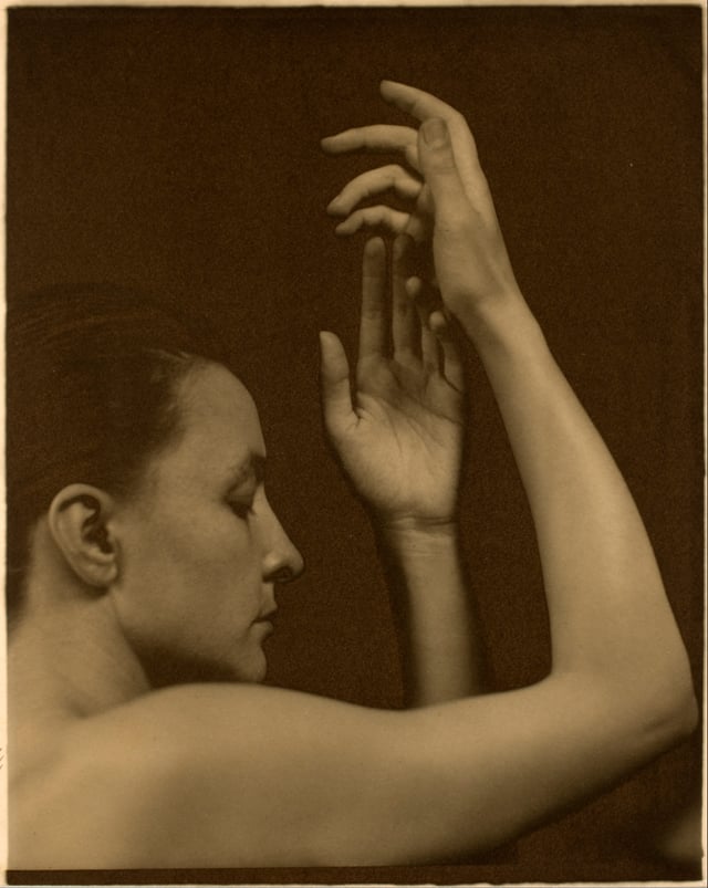 Alfred Stieglitz, Georgia O'Keeffe, platinum print, 1920