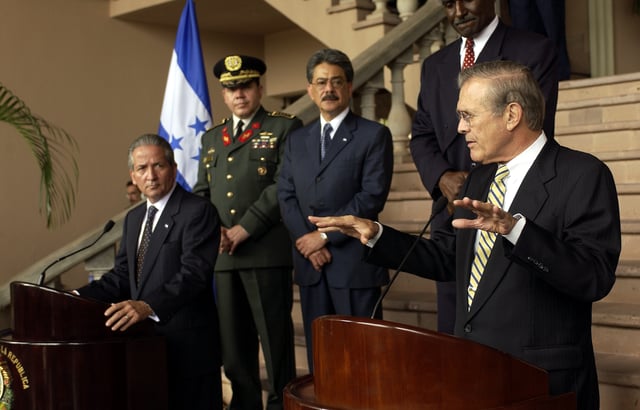 President Ricardo Maduro with U.S. Secretary of Defense Donald Rumsfeld in August 2003