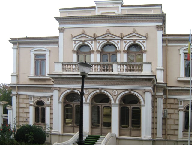 Lambrinidi House