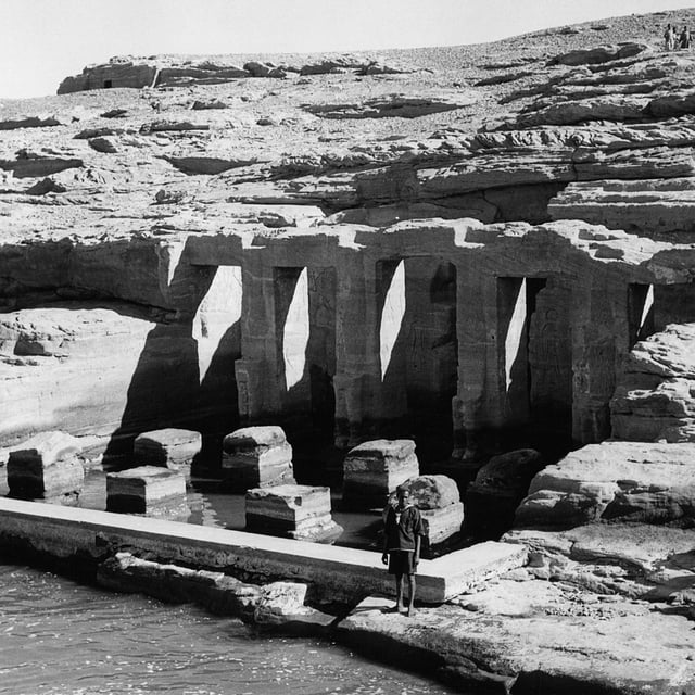 Temple of Derr ruins in 1960