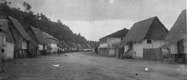 Main street of Agana, around 1899-1900.