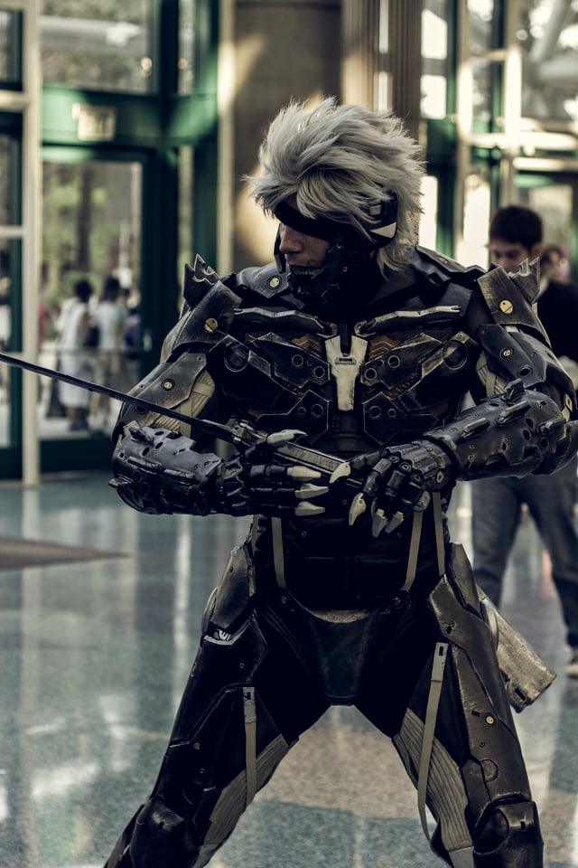 Jeff "Xailas" Siegert cosplaying as Raiden at Anime Expo 2013