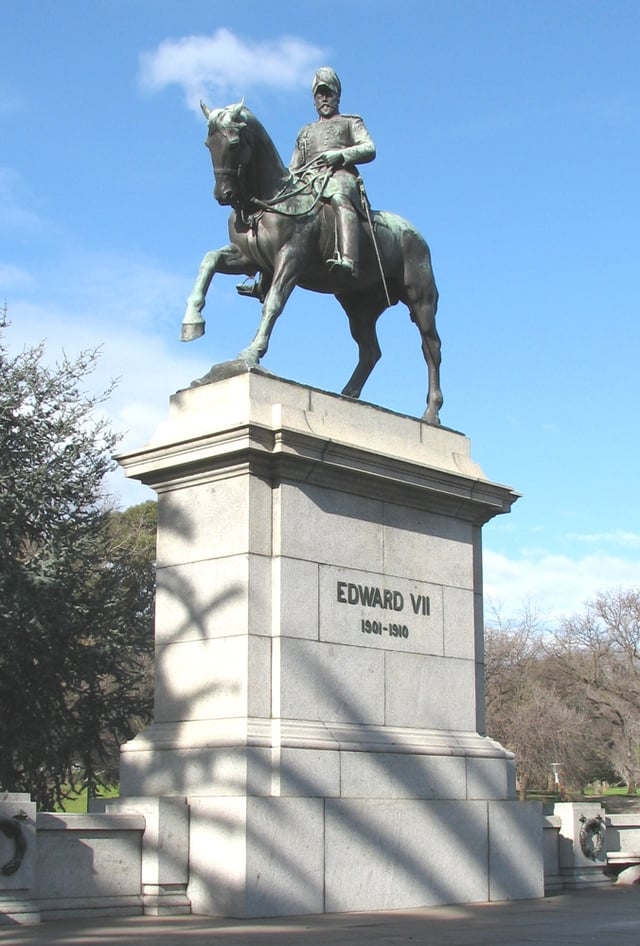 Statue in Queen Victoria Gardens, Melbourne