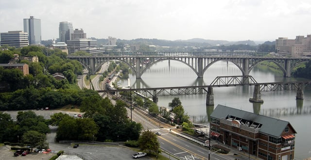 Bridges over the Tennessee River