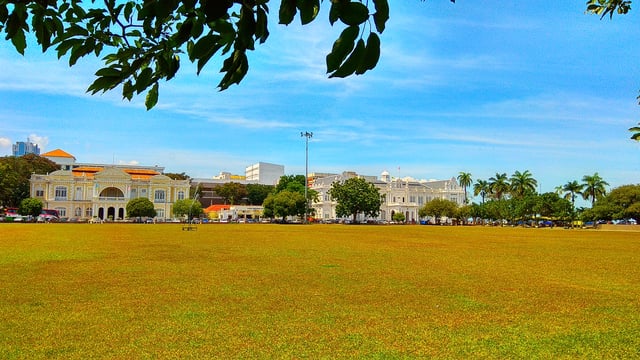 The Esplanade, where Francis Light had founded George Town in 1786, was also where George Town's city status was proclaimed in 1957.